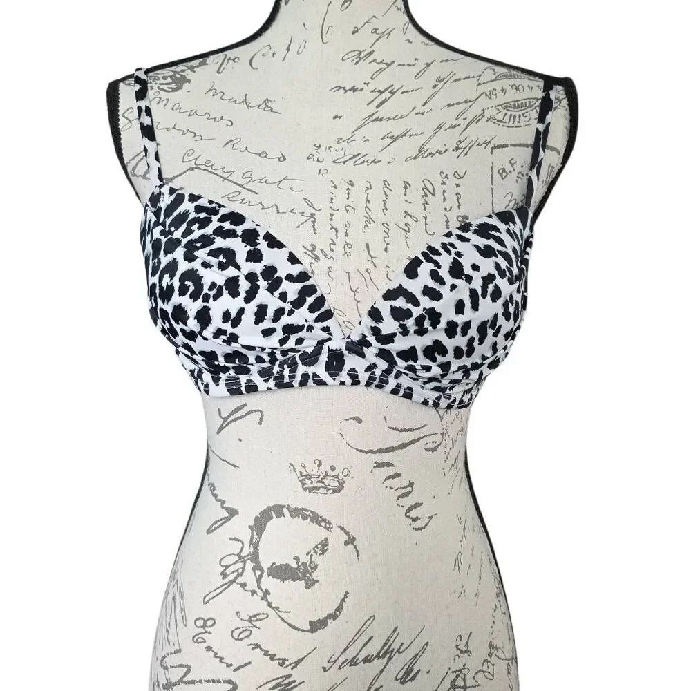 Victoria's Secret Women's Size 36C White Black Leopard Print Padded Bikini Top